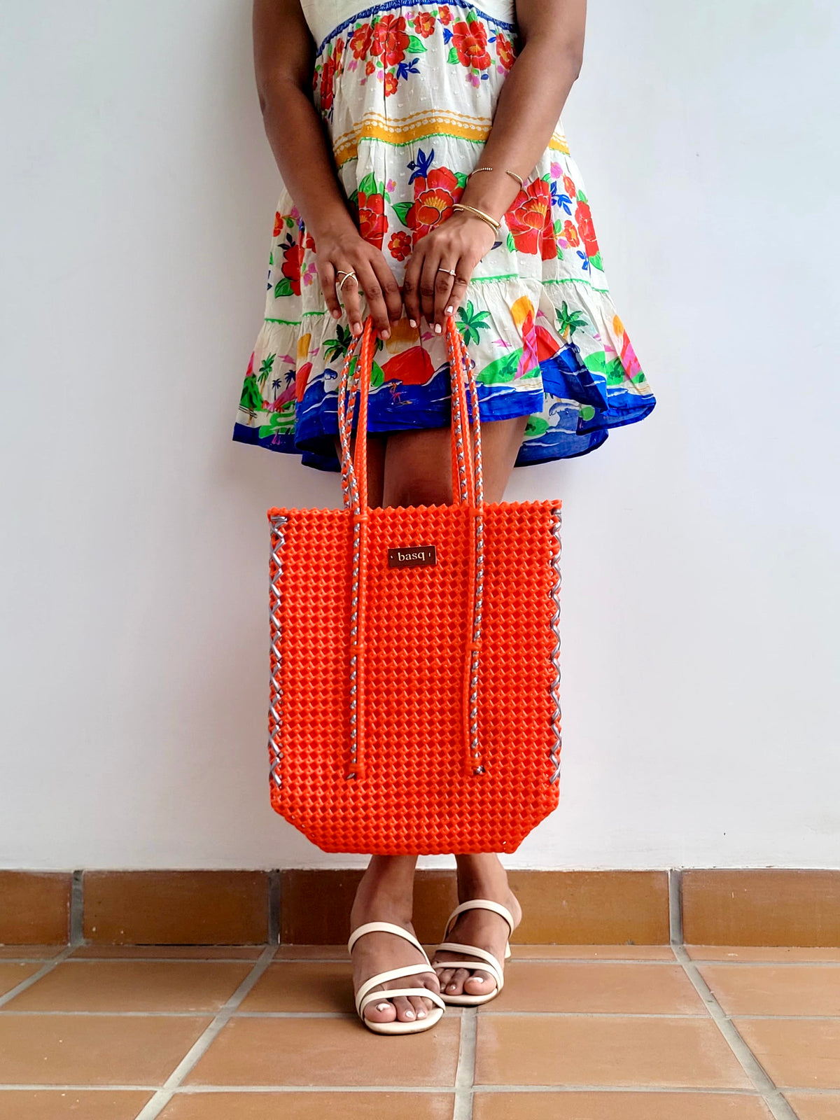 Solid Tote- Orange ( with an inner lining and pocket )