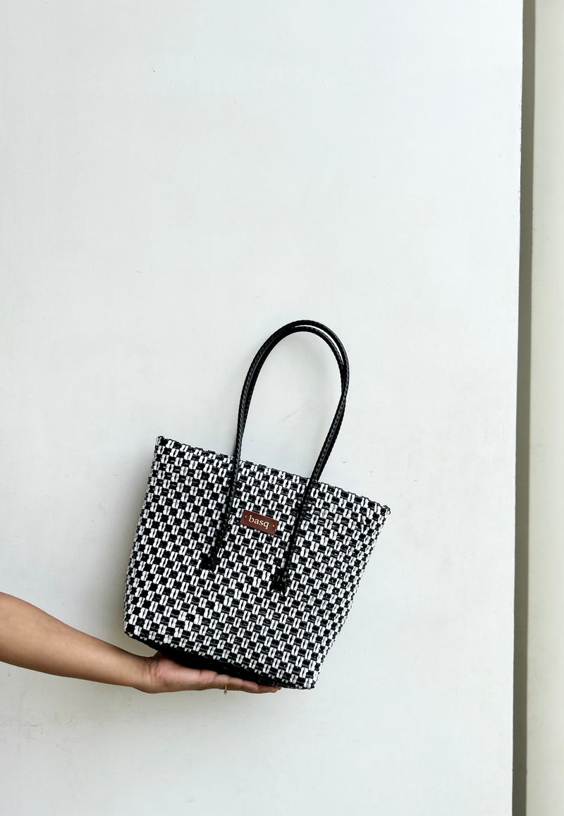 Designer Tote- Mono Checks