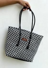 Designer Tote- Mono Checks