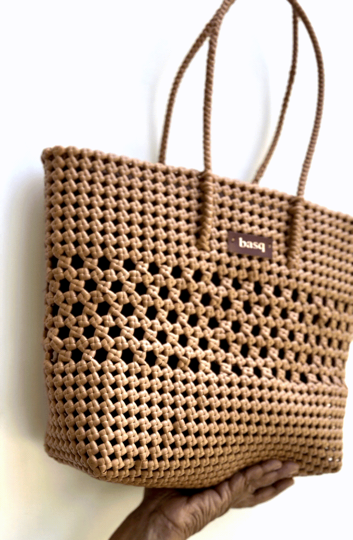 Solid Tote- Bali Brown ( with lining and pocket)