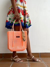 Medium Solid Tote- Peach