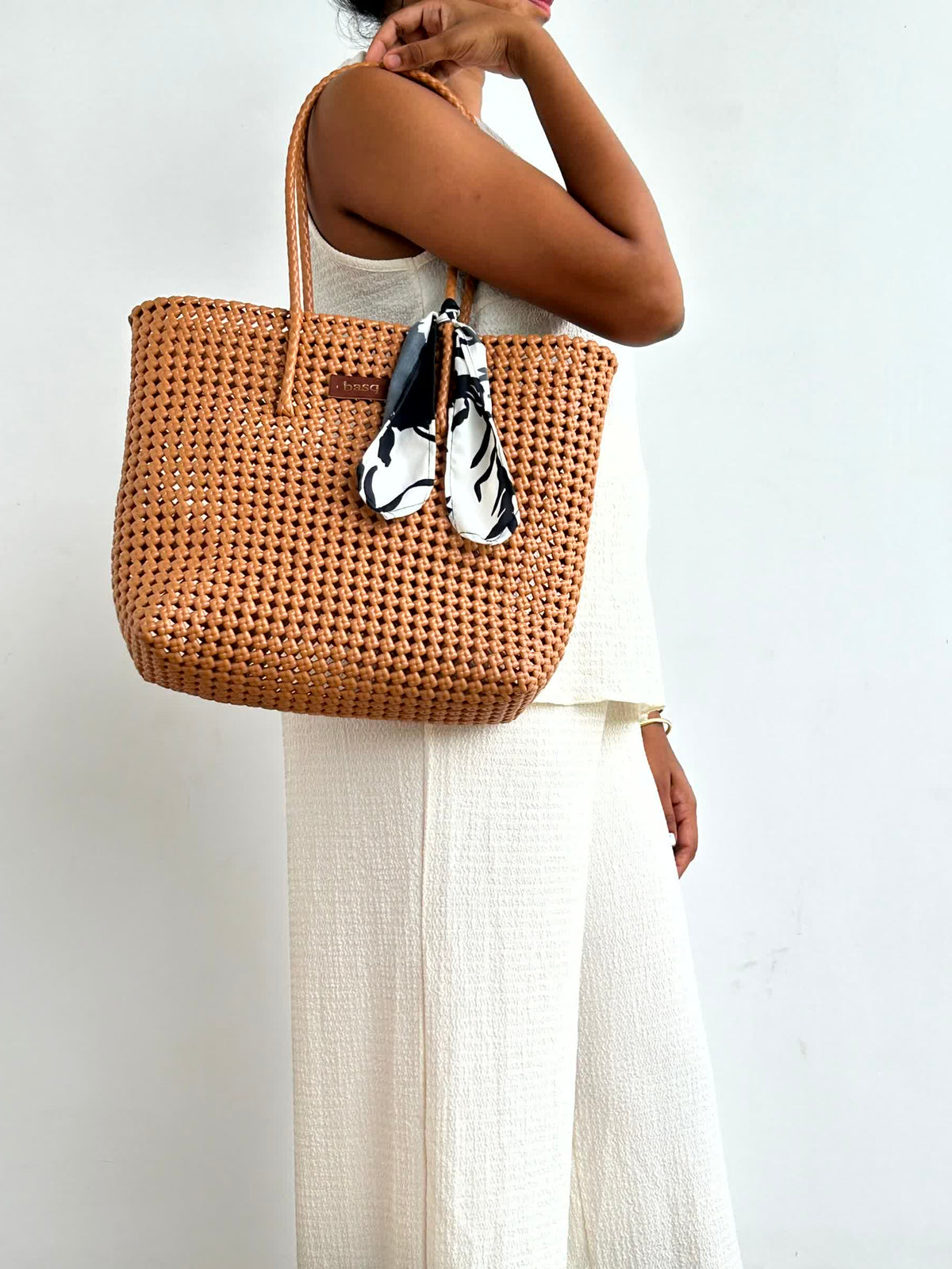 Solid Tote- Beige Brown