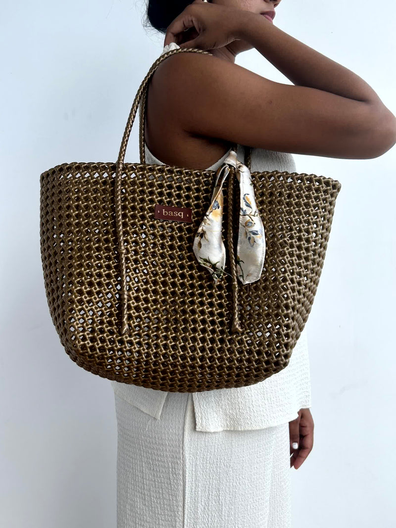 Medium Solid Tote- Gold