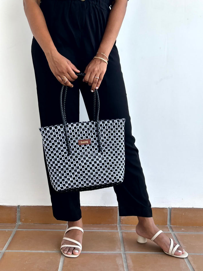 Designer Tote- Mono Checks