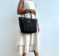 Medium Solid Tote- Classic Black